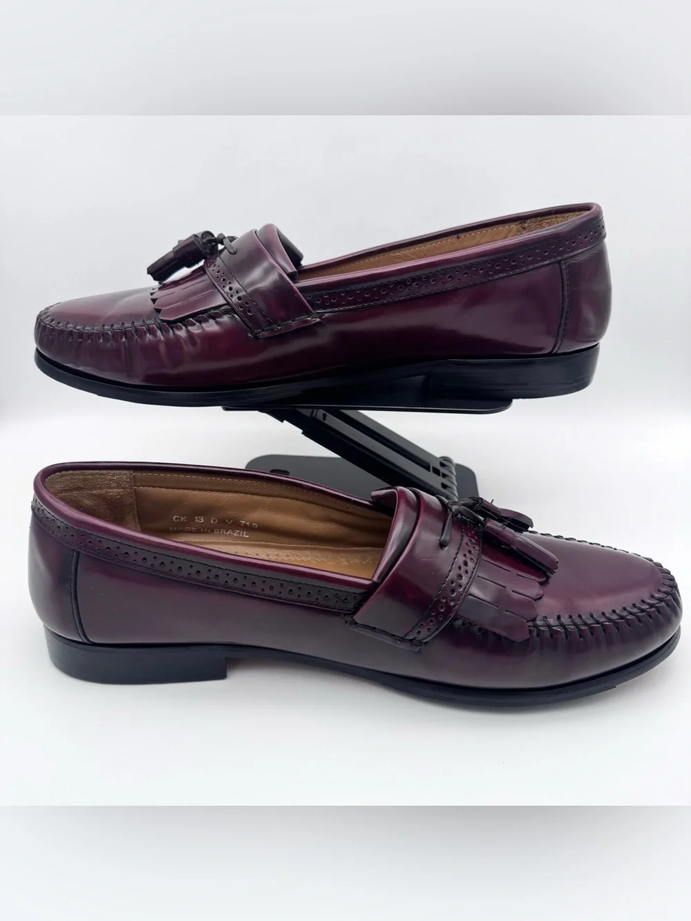 G.H. Bass & Co. Burgundy Leather Kiltie Fringe Tassel Loafers Men's Size 13 D